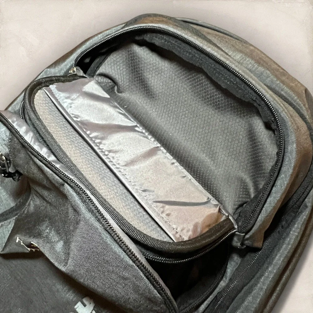 Thule Leed's Branded Backpack Gray HomeAway‎ Logo Padded Laptop Sleeve Tech Bag